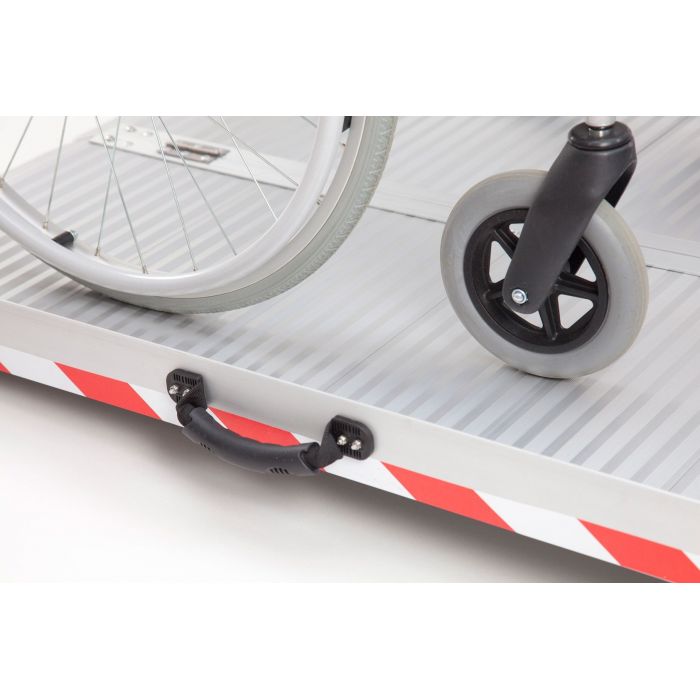 Drapeau de sécurité pour vélo, drapeau de sécurité haute visibilité de 1,8  m avec mât en fibre de verre robuste, facile à utiliser pour fauteuil  roulant, chaise électrique ou scooter (avec bandes