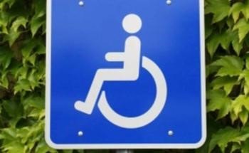 panneau stationnement handicapé