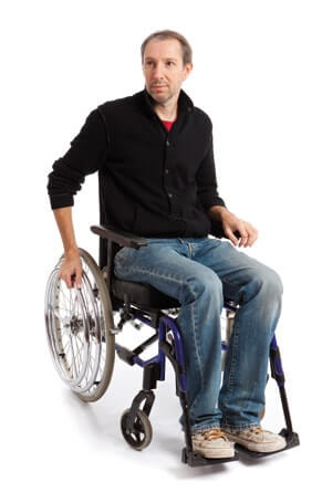 paraplégique homme en fauteuil roulant